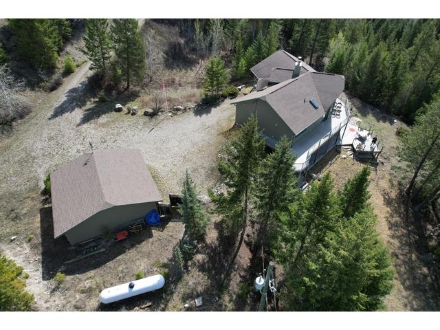 2360/2380 Highway 95, House detached with 4 bedrooms, 3 bathrooms and null parking in East Kootenay G BC | Image 5