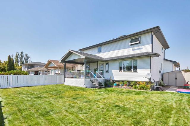 637 Stark Way Se, House detached with 5 bedrooms, 3 bathrooms and 4 parking in Medicine Hat AB | Image 43