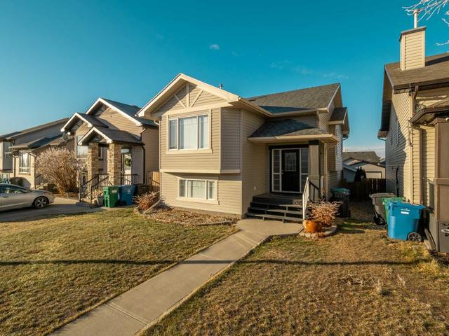 65 Dorothy Gentleman Crescent N, House detached with 4 bedrooms, 2 bathrooms and 2 parking in Lethbridge AB | Image 2
