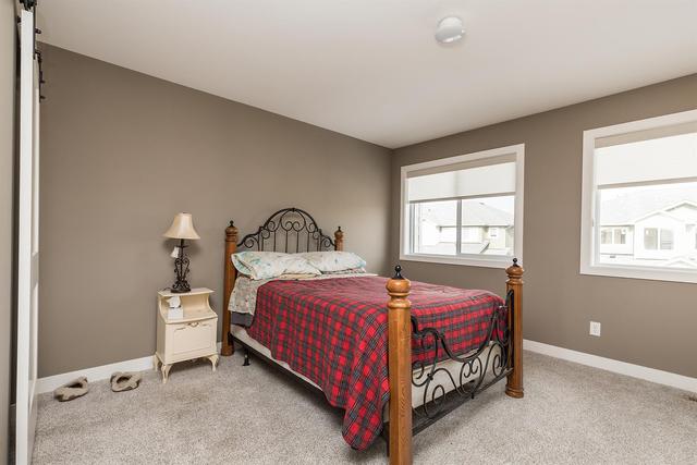 3 - 1576 Stafford Drive N, Home with 2 bedrooms, 3 bathrooms and 2 parking in Lethbridge AB | Image 18