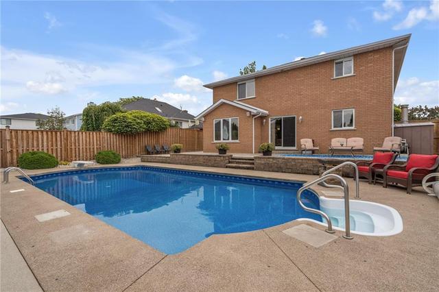7689 Mount Carmel Boulevard, House detached with 4 bedrooms, 3 bathrooms and 6 parking in Niagara Falls ON | Image 45