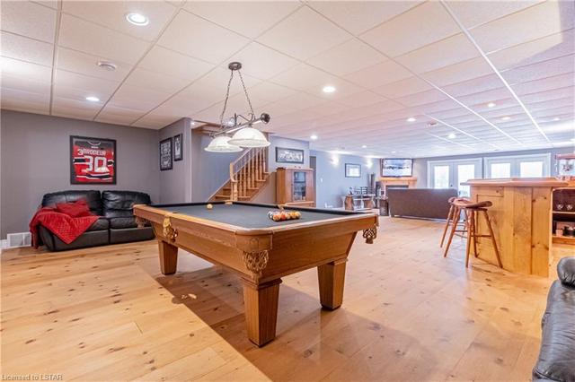 9862 Lakeshore Road, House detached with 4 bedrooms, 3 bathrooms and 22 parking in Lambton Shores ON | Image 31