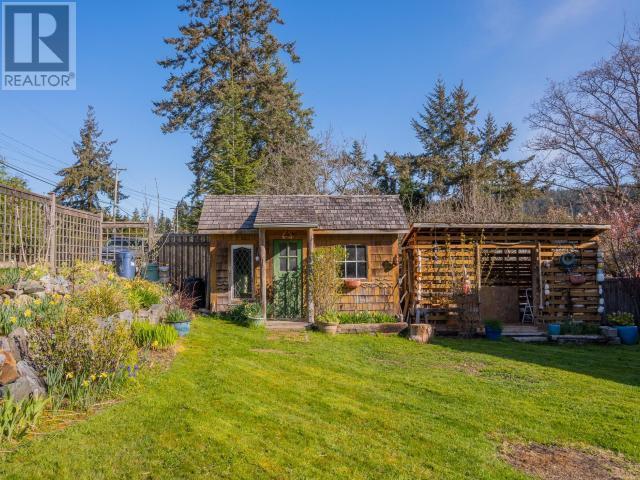 4810 Sanderson Road, House detached with 3 bedrooms, 3 bathrooms and 2 parking in Powell River D BC | Image 4