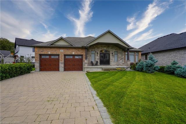 50 Veale Crescent, House detached with 3 bedrooms, 3 bathrooms and 7 parking in Strathroy Caradoc ON | Image 6