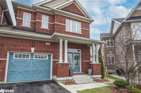 40 Pearcey Crescent, House attached with 4 bedrooms, 3 bathrooms and 3 parking in Barrie ON | Card Image