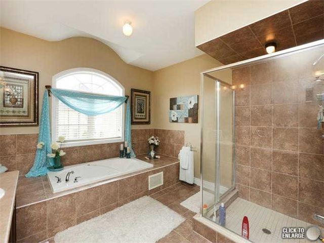32 Adriatic Cres, House detached with 4 bedrooms, 5 bathrooms and 6 parking in Brampton ON | Image 14