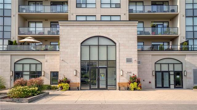 1013 - 240 Villagewalk Boulevard, House attached with 2 bedrooms, 1 bathrooms and 2 parking in London ON | Image 8