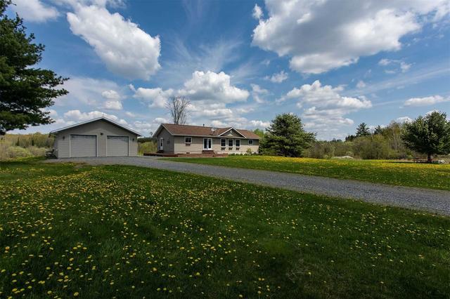 13922 Hwy 522, House detached with 2 bedrooms, 1 bathrooms and 16 parking in Parry Sound, Unorganized, Centre Part ON | Image 12