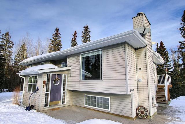12 Ricinus Ridge Drive, House detached with 4 bedrooms, 2 bathrooms and 5 parking in Clearwater County AB | Image 1