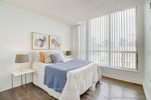 ph205 - 256 Doris Ave, Condo with 2 bedrooms, 2 bathrooms and 1 parking in Toronto ON | Image 7
