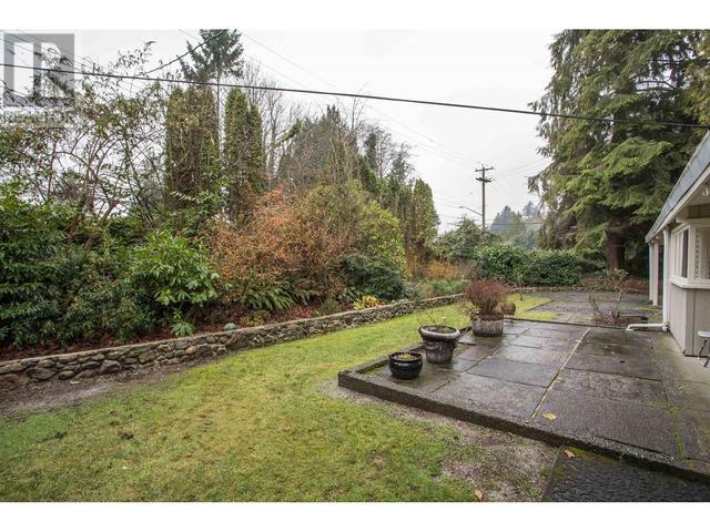 4315 Keith Road, House detached with 4 bedrooms, 2 bathrooms and 5 parking in West Vancouver BC | Image 35