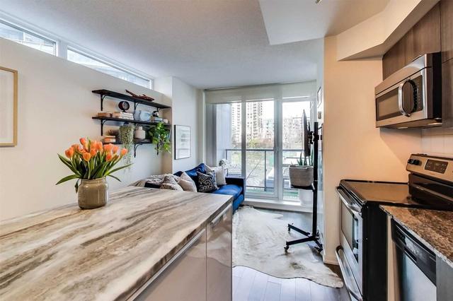 201 - 20 Joe Shuster Way, Condo with 1 bedrooms, 1 bathrooms and 0 parking in Toronto ON | Image 10