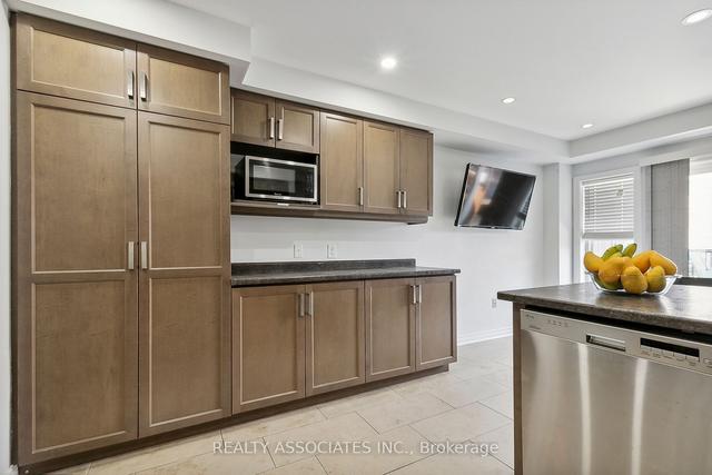 3634b St Clair Ave E, House attached with 4 bedrooms, 4 bathrooms and 1 parking in Toronto ON | Image 22