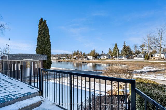 54 Lakeshore Dr, Condo with 2 bedrooms, 2 bathrooms and 3 parking in Puslinch ON | Image 23
