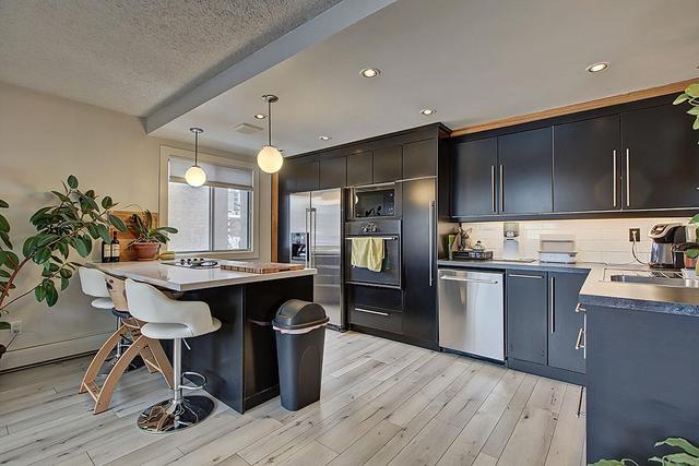 404 - 235 15 Avenue Sw, Condo with 2 bedrooms, 2 bathrooms and 1 parking in Calgary AB | Image 2