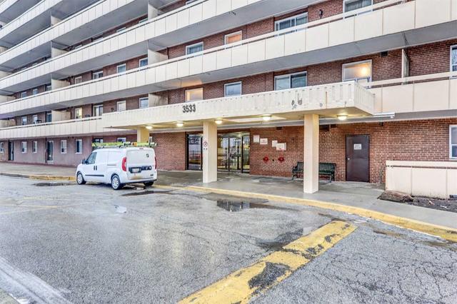 204 - 3533 Derry Rd E, Condo with 3 bedrooms, 2 bathrooms and 1 parking in Mississauga ON | Image 12