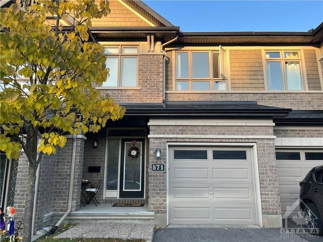 871 Fletcher Circle, Townhouse with 3 bedrooms, 3 bathrooms and 3 parking in Ottawa ON | Card Image