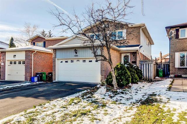 4201 Chadburn Cres, House detached with 4 bedrooms, 3 bathrooms and 2 parking in Mississauga ON | Image 1