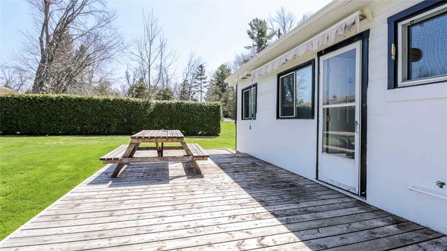 320 Lakeshore Rd E, House detached with 3 bedrooms, 2 bathrooms and 5 parking in Oro Medonte ON | Image 25