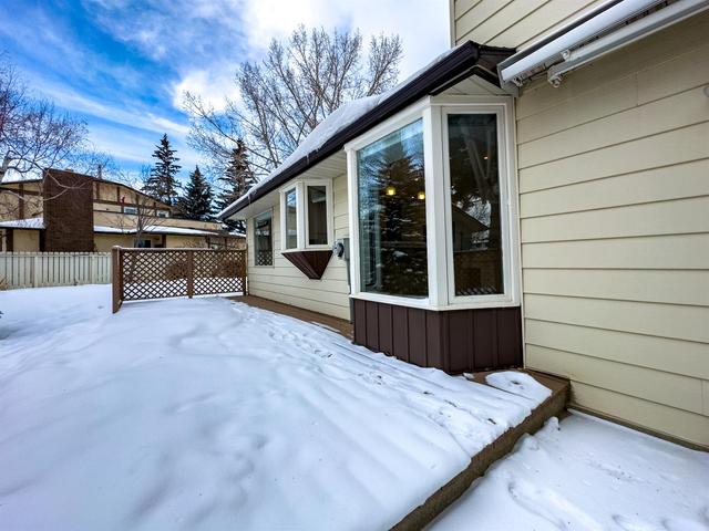 304 Varsity Estates Place Nw, House detached with 3 bedrooms, 3 bathrooms and 4 parking in Calgary AB | Image 41