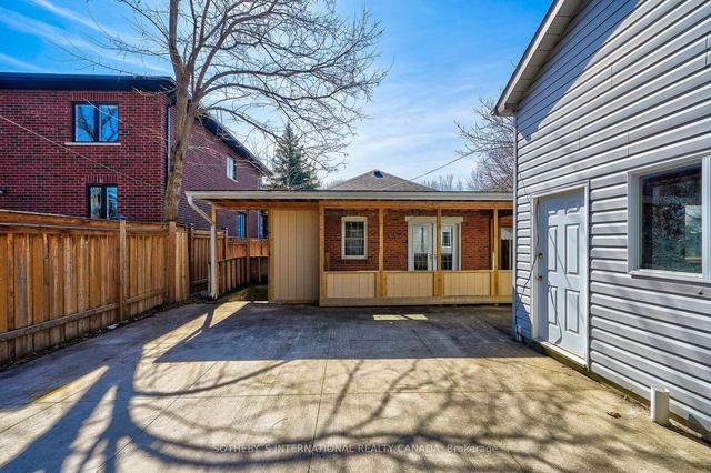 114 Pinegrove Ave S, House detached with 2 bedrooms, 2 bathrooms and 2 parking in Toronto ON | Image 5