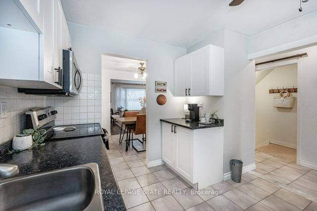 58 Tivoli Dr, Townhouse with 3 bedrooms, 2 bathrooms and 1 parking in Hamilton ON | Image 38
