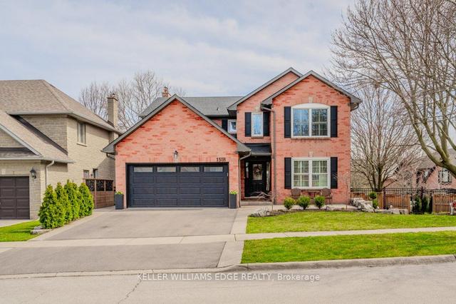 1518 Cottontree Dr, House detached with 4 bedrooms, 5 bathrooms and 4 parking in Burlington ON | Image 1