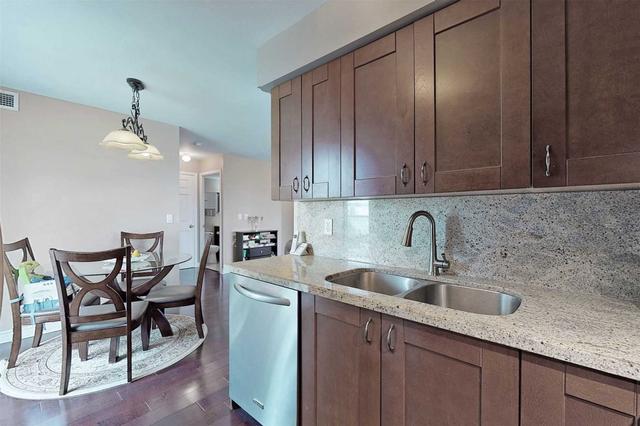 403 - 11 Oneida Cres, Condo with 2 bedrooms, 2 bathrooms and 2 parking in Richmond Hill ON | Image 27