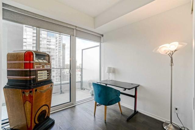 2711 - 5 Soudan Ave, Condo with 2 bedrooms, 2 bathrooms and 1 parking in Toronto ON | Image 8