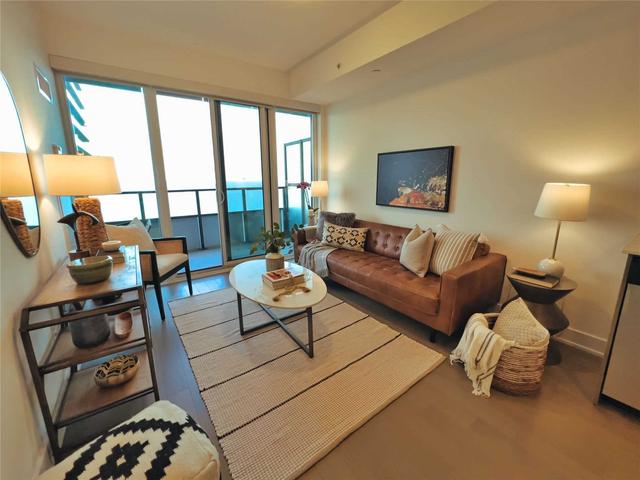 4516 - 30 Shore Breeze Dr, Condo with 1 bedrooms, 1 bathrooms and 1 parking in Toronto ON | Image 1