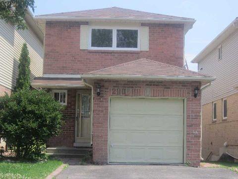 2105 Denby Dr, House detached with 3 bedrooms, 2 bathrooms and 1 parking in Pickering ON | Image 1