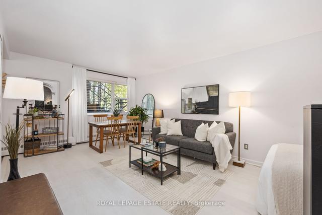 605 - 21 Dale Ave, Condo with 0 bedrooms, 1 bathrooms and 0 parking in Toronto ON | Image 1