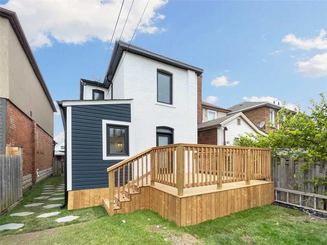 521 Lauder Ave, House detached with 3 bedrooms, 3 bathrooms and 1 parking in Toronto ON | Image 32