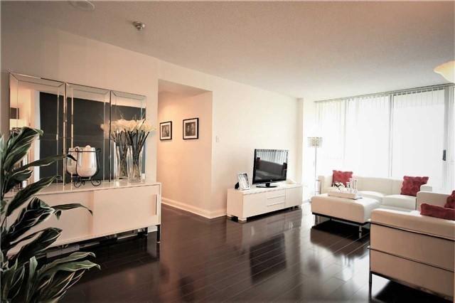 1004 - 24 Hanover Rd, Condo with 2 bedrooms, 2 bathrooms and 1 parking in Brampton ON | Image 12