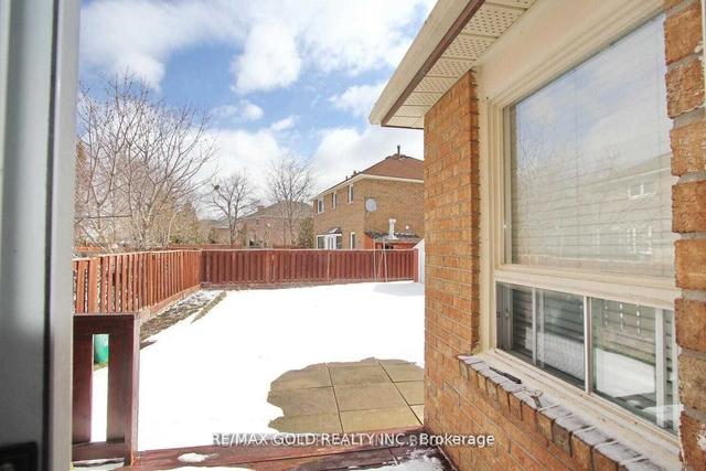 51 Blackmere Circ, House detached with 3 bedrooms, 4 bathrooms and 6 parking in Brampton ON | Image 5