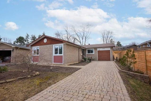 3204 Martins Pine Crt, House detached with 3 bedrooms, 2 bathrooms and 4 parking in Mississauga ON | Image 1