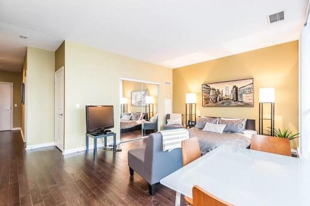 820 - 2885 Bayview Ave, Condo with 0 bedrooms, 1 bathrooms and 1 parking in Toronto ON | Image 7