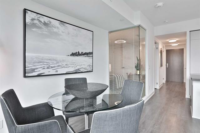1810 - 188 Cumberland St, Condo with 2 bedrooms, 2 bathrooms and 1 parking in Toronto ON | Image 35