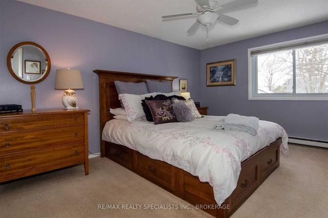 23 Homer Sq, House detached with 3 bedrooms, 1 bathrooms and 2 parking in Brampton ON | Image 6