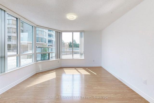 205 - 168 Bonis Ave, Condo with 3 bedrooms, 3 bathrooms and 2 parking in Toronto ON | Image 16