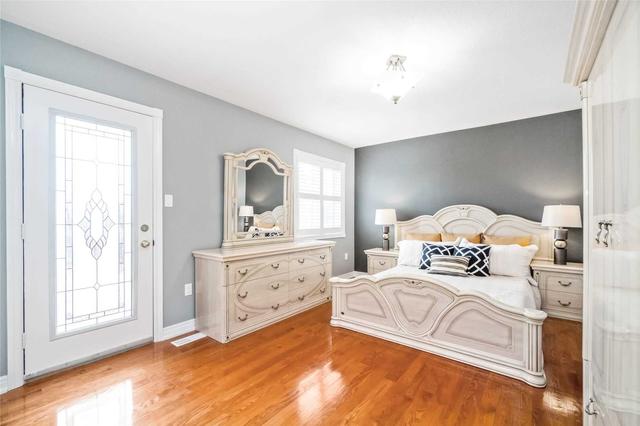 7327 Glamorgan Way, House detached with 4 bedrooms, 5 bathrooms and 5 parking in Mississauga ON | Image 15