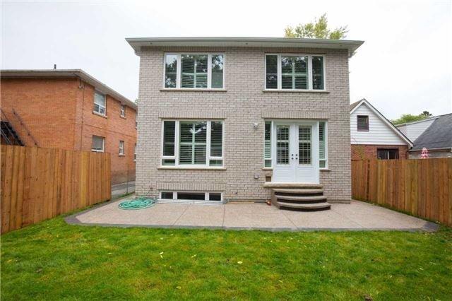 16 Twenty Fifth St, House detached with 4 bedrooms, 5 bathrooms and 1 parking in Toronto ON | Image 19