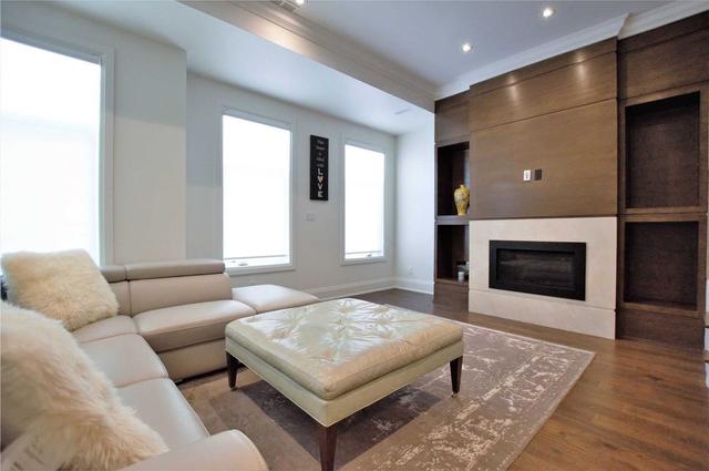 2460b Bayview Ave, House attached with 3 bedrooms, 5 bathrooms and 2 parking in Toronto ON | Image 13