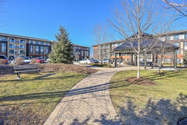 ll10 - 25 Kay Cres, Condo with 2 bedrooms, 2 bathrooms and 1 parking in Guelph ON | Image 31