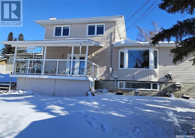605 6th Avenue, House detached with 3 bedrooms, 3 bathrooms and null parking in Cudworth SK | Image 3