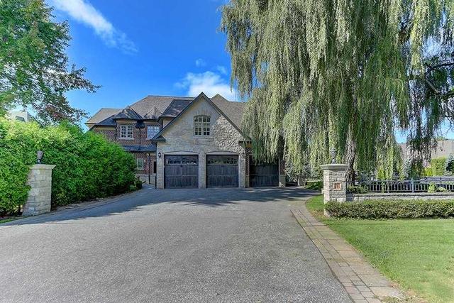 3 Bryson Dr S, House detached with 5 bedrooms, 6 bathrooms and 8 parking in Richmond Hill ON | Image 12