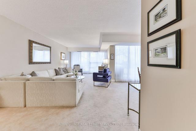 334 - 1300 Marlborough Crt, Condo with 3 bedrooms, 2 bathrooms and 1 parking in Oakville ON | Image 6