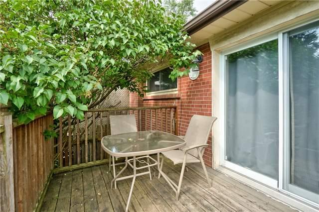 2402 Belyea St, House semidetached with 3 bedrooms, 2 bathrooms and 5 parking in Oakville ON | Image 13