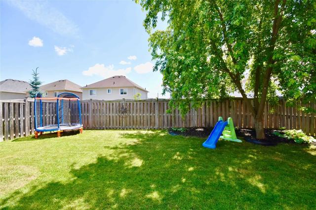 65 Westminster Circ, House detached with 4 bedrooms, 3 bathrooms and 4 parking in Barrie ON | Image 24