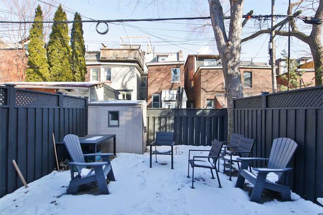 28 Mackenzie Cres, House semidetached with 2 bedrooms, 3 bathrooms and 0 parking in Toronto ON | Image 32